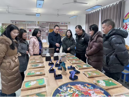 藝術(shù)創(chuàng)意學(xué)院赴江夏區(qū)大花嶺小學(xué)開展校園文化交流活動