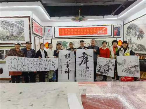 唐山書畫家走進遵化盛世典藏藝術(shù)館 深化文化藝術(shù)交流，共繪時代新篇